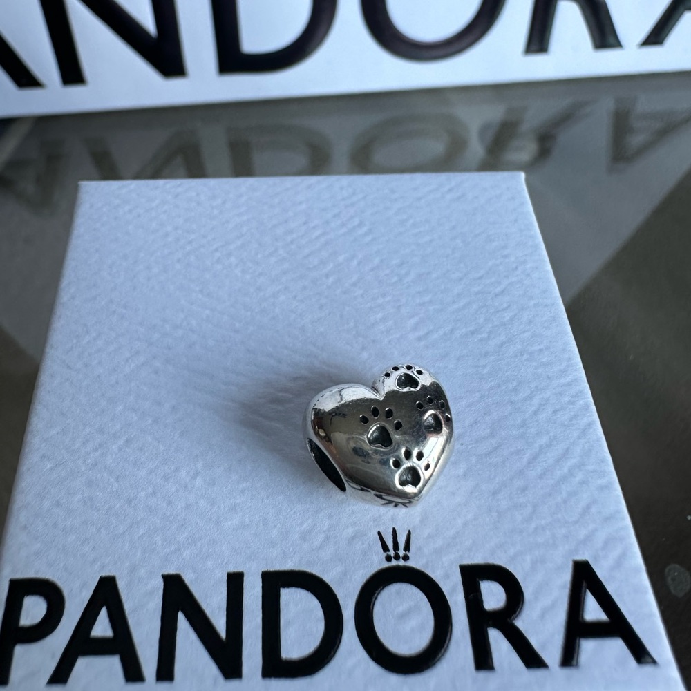 Pandora “My sweet pet” heart charm